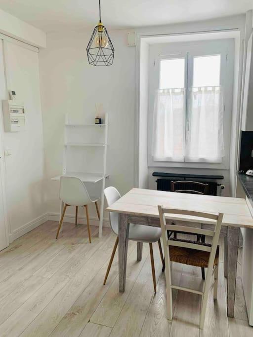 Superbe Appt Meuble Hyper Centre De Gan Apartment Luaran gambar